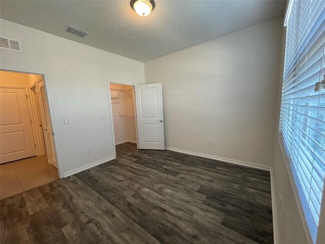 Building Photo - 17821 Garsalaso Cir