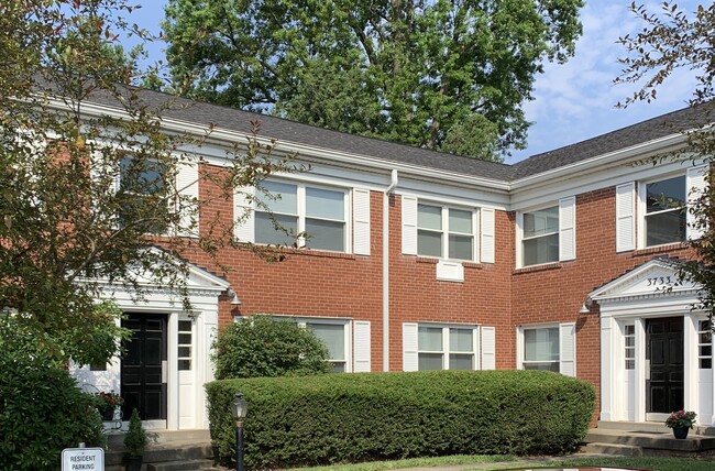 Primary Photo - 708 Breckenridge Ln
