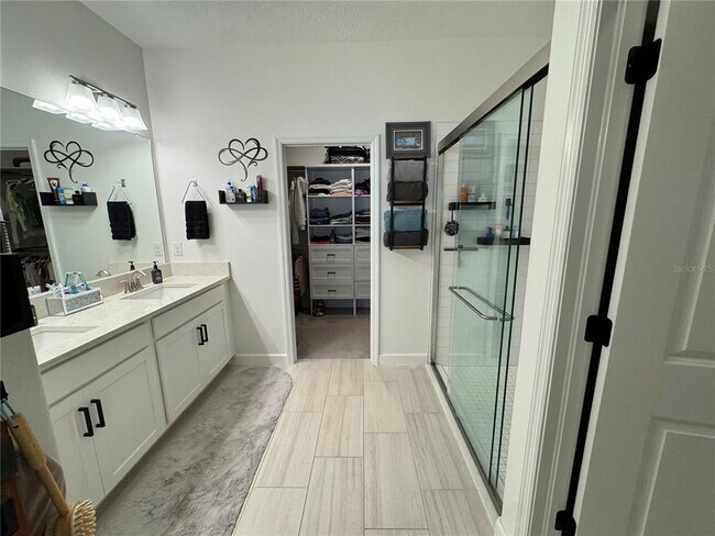 Building Photo - 12842 Lily Quartz Lp