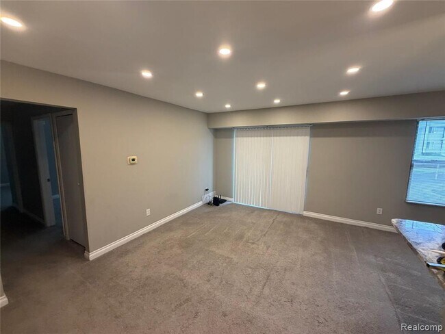 Building Photo - 32013 W 12 Mile Rd