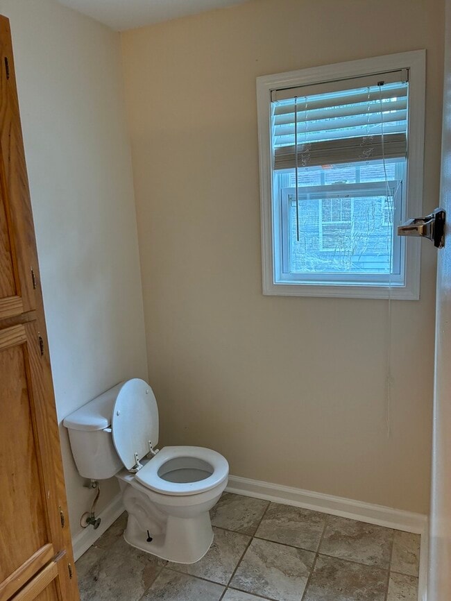 Building Photo - Beautiful 3/1 House in Bay St. Louis
