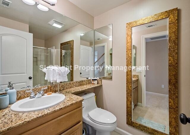 Building Photo - AVAILABLE SEPTEMBER- Beautiful Home in Paso Robles - 4 Bed / 4 Bath