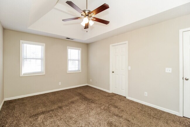 Building Photo - 3882 St George Terrace SW