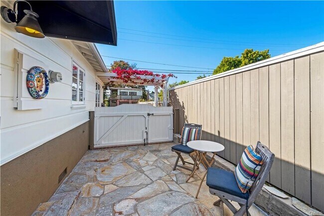 Building Photo - Laguna Village Furnished Rental