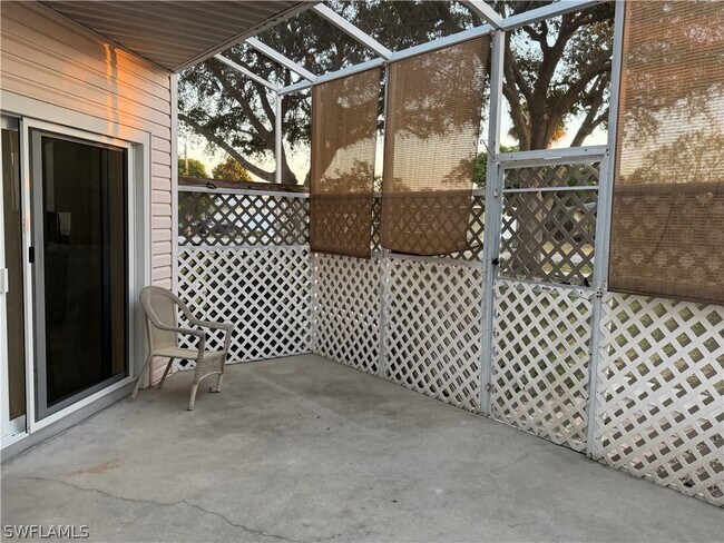 Building Photo - 4281 22nd Ave SW