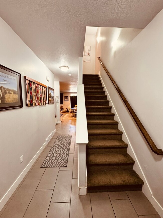 Building Photo - 4107 Fremont Dr
