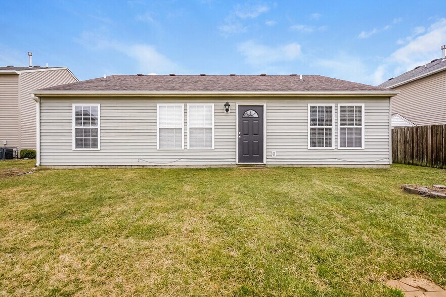 Building Photo - 10610 Crackling Dr