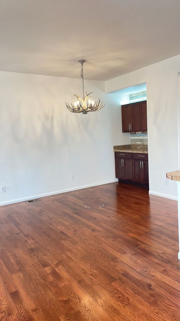 Building Photo - Charming 2 Bedroom, 2.5 bath Townhome in Fabulous Erie, Co!