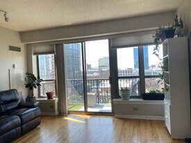 Building Photo - 1717 S Prairie Ave