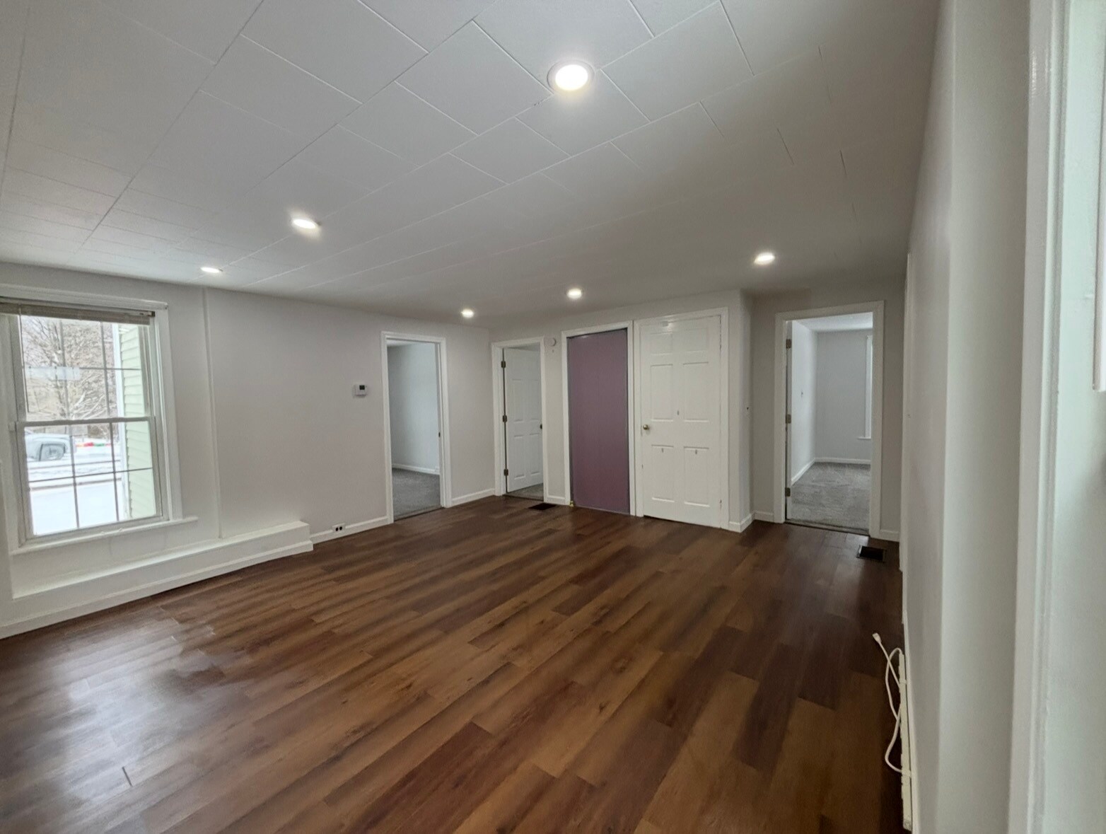 Building Photo - 169 Sewalls Falls Rd