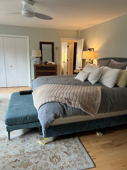 Building Photo - 45 Pentland Hills Dr