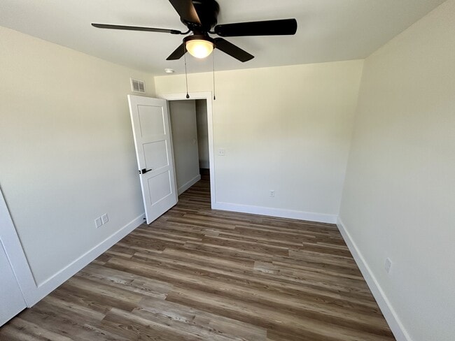 Building Photo - 112 State Hwy 1611