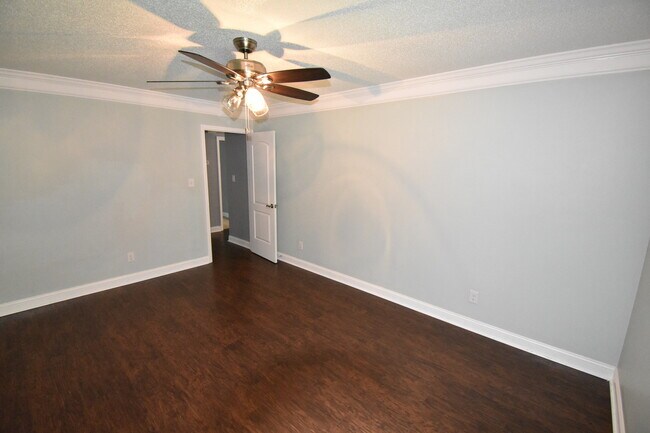 Building Photo - Coming Soon~ 3 Bedroom and 2 Bath- Great Outdoor Space (Pets Negotiable)