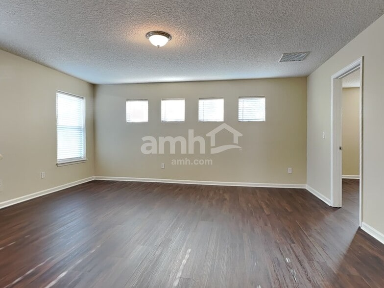 Building Photo - 8420 Candlewood Cove Trl