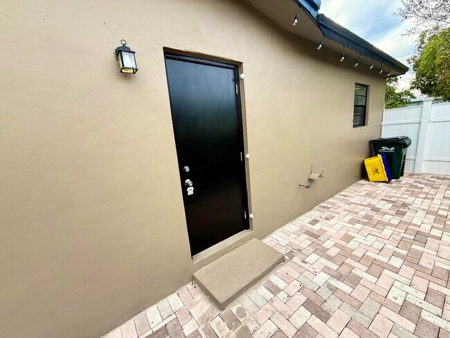 Building Photo - 310 Washington Ave