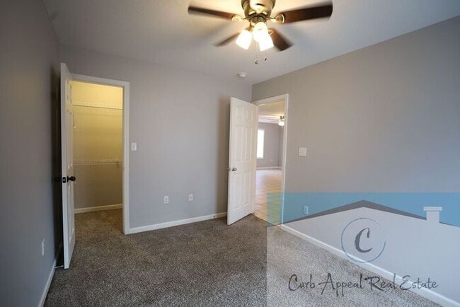 Building Photo - First month move in special $600!! Recently built 2 bed, 1 bath apartment - includes dishwasher a...