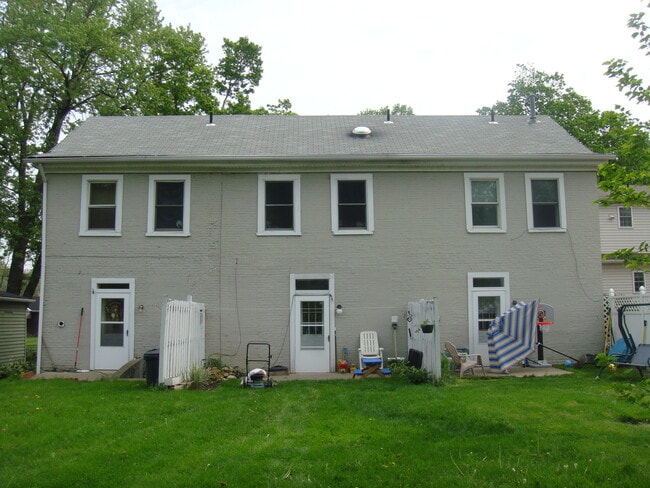 Building Photo - 1311 Market St