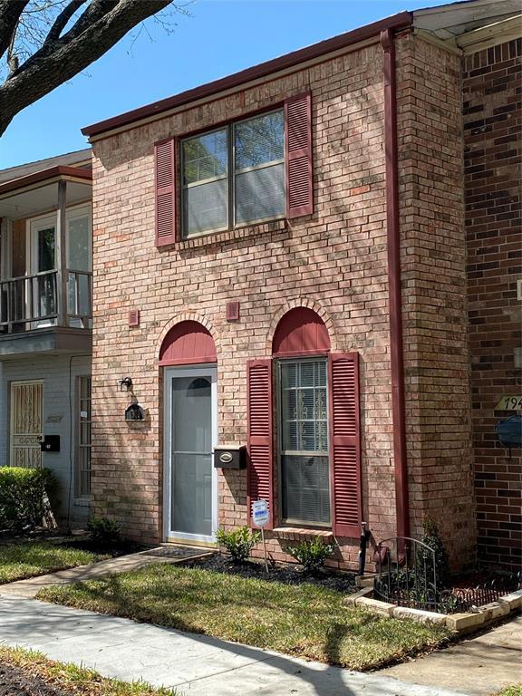 Primary Photo - 7950 Grove Ridge Dr