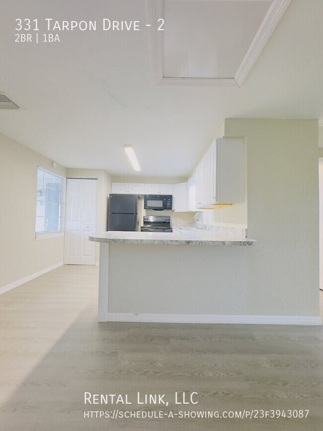 Building Photo - 331 Tarpon Dr