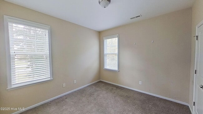 Building Photo - 601 Fosse Way