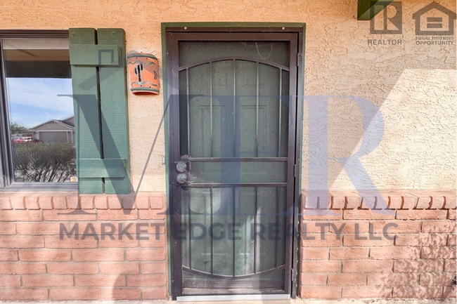 Building Photo - 2Bed/1.5Bath House in Arizona City! Ready for Immediate Move-In! -- RV GATE! NO HOA!