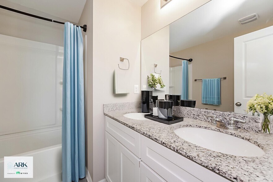 Building Photo - 9173 Aegean Cir