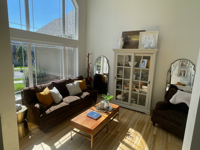 Building Photo - 1369 E 320 N