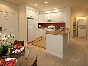 Gateway Apartment Homes Orange Ca Finder