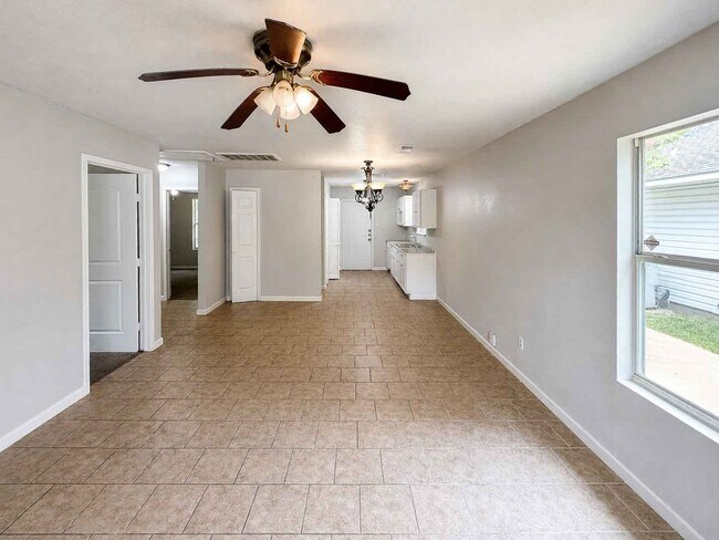 Building Photo - 11919 Greenmesa Dr