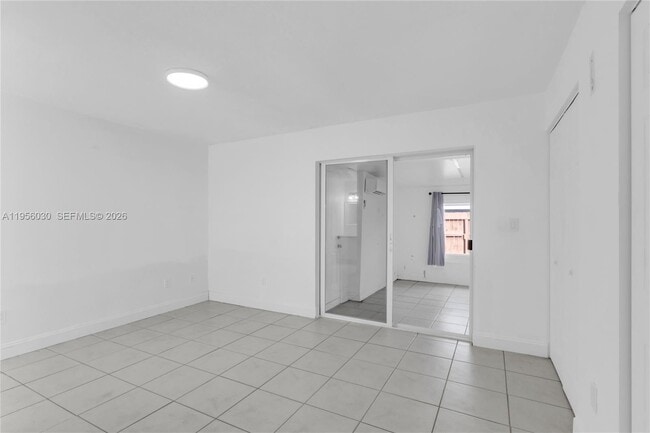 Building Photo - 7197 SW 152nd Pl