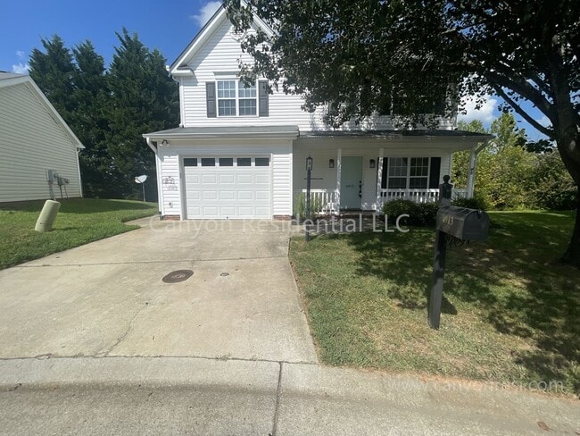 Building Photo - Beautiful 3b Room!Move in ready!