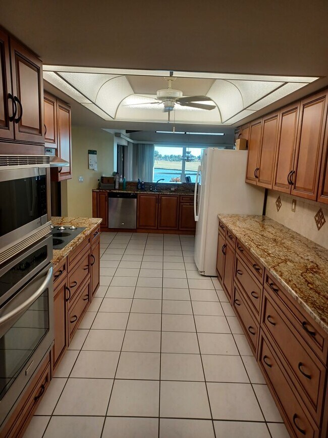 Building Photo - 11891 Prince Charles Ct