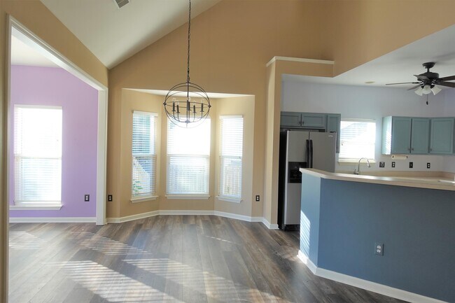 Building Photo - 233 Highgate Cir