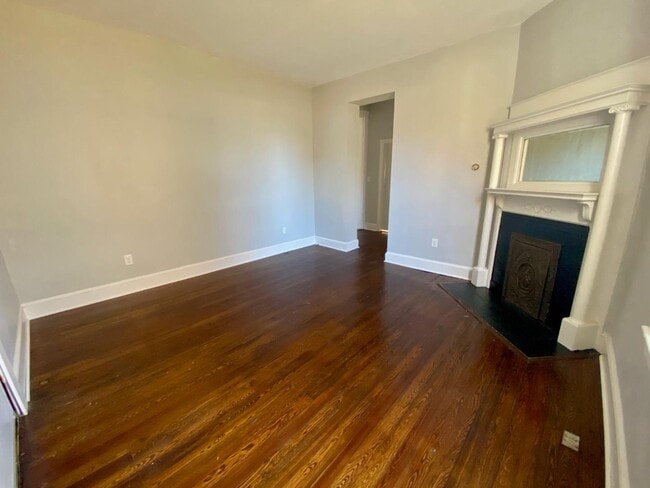 Building Photo - 317 Grove St