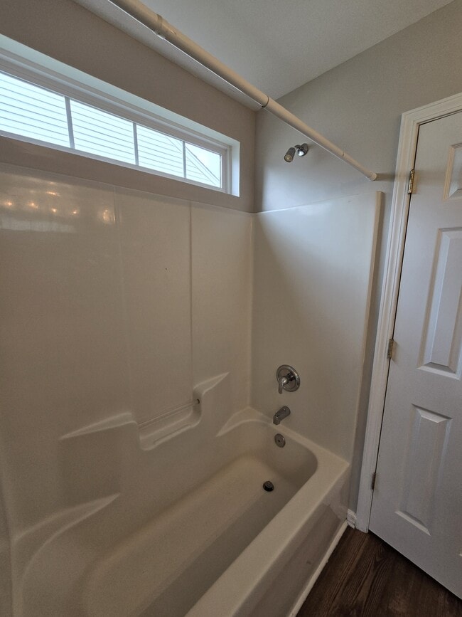 Building Photo - 7434 Stone Mountain Ct