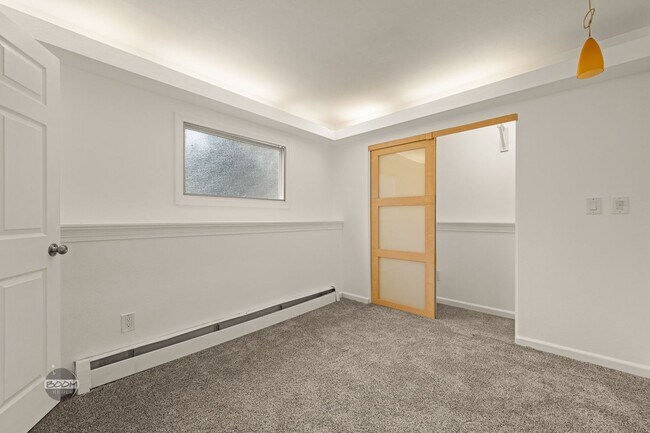 Building Photo - 4BD/2BA Anchorage Home – New Carpet, Fenced Yard, Near JBER