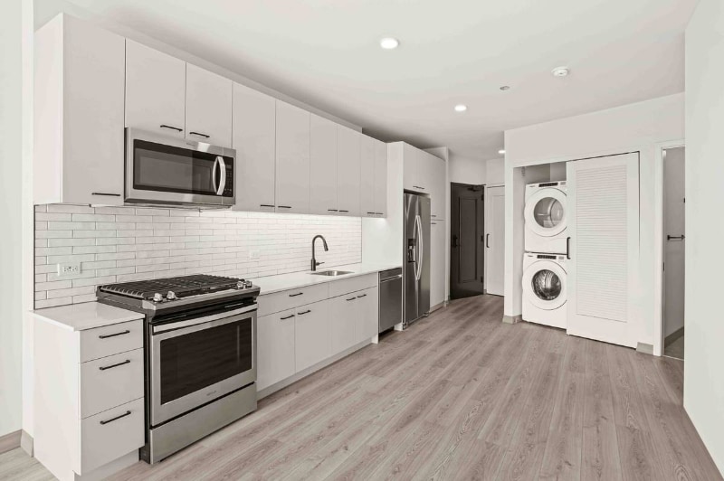 Building Photo - 2183 N Elston Ave