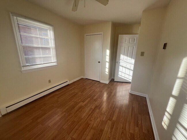 Building Photo - 8029 Redmon Rd