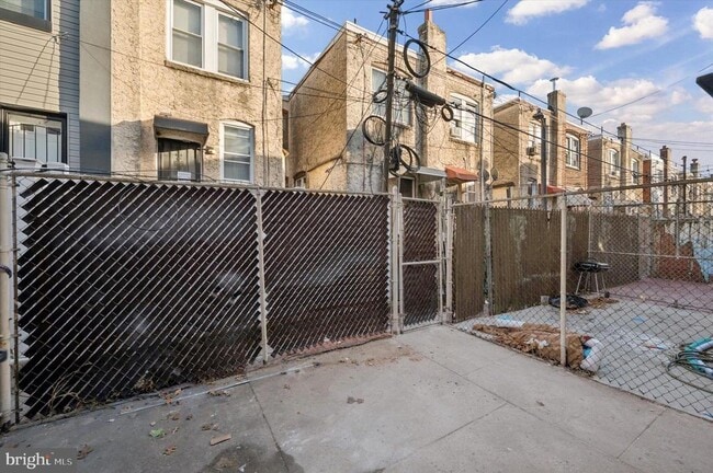 Building Photo - 3251 N Marston St