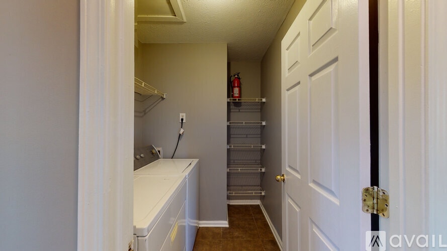 Building Photo - 8038 Colquitt St