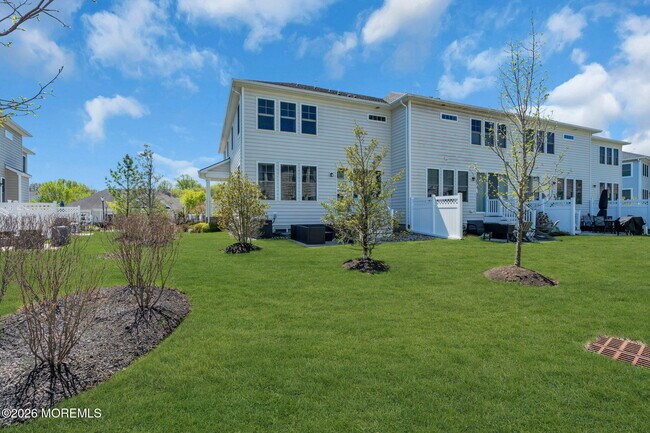 Building Photo - 2 Malcolm Way