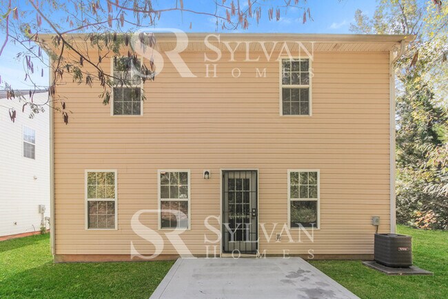 Building Photo - Coming HOME never felt so good!