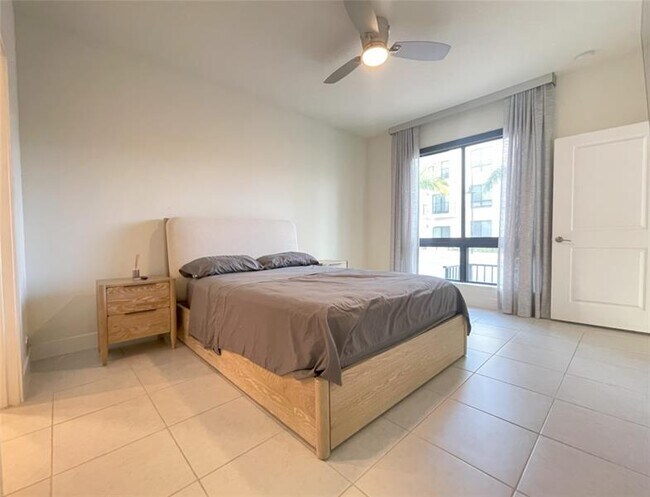 Building Photo - 8201 NW 41st St