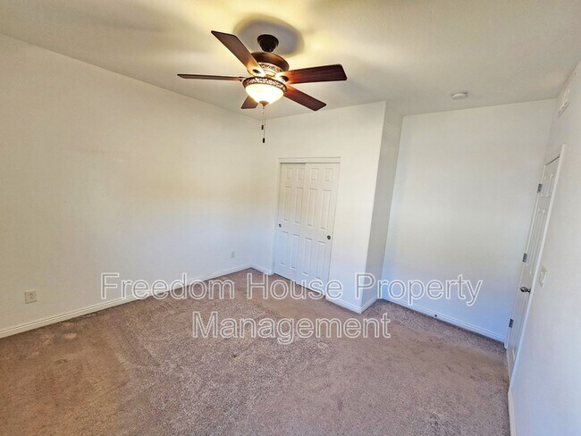 Building Photo - 3543 E Wallowa Dr