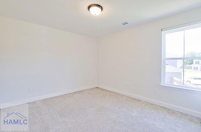 Building Photo - 991 Meloney Dr