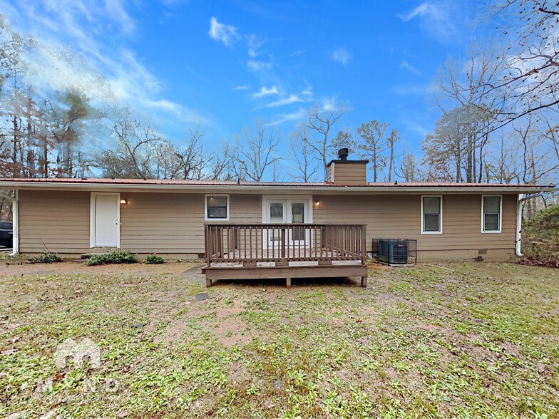 Building Photo - 275 Oak Hill Cir