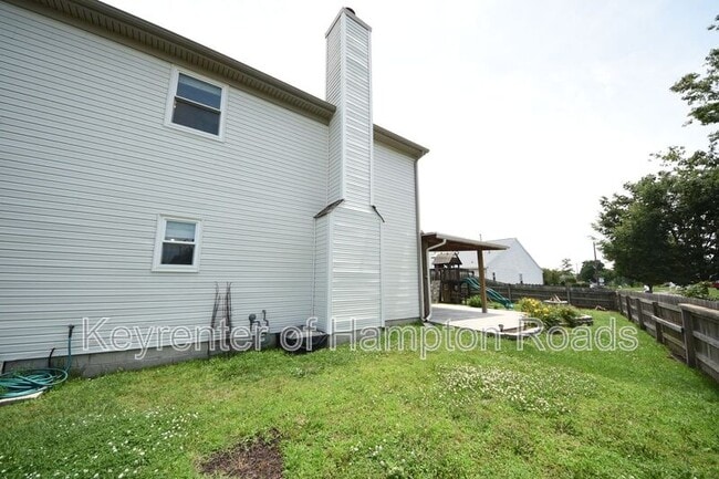 Building Photo - 1197 Dovetail Ct