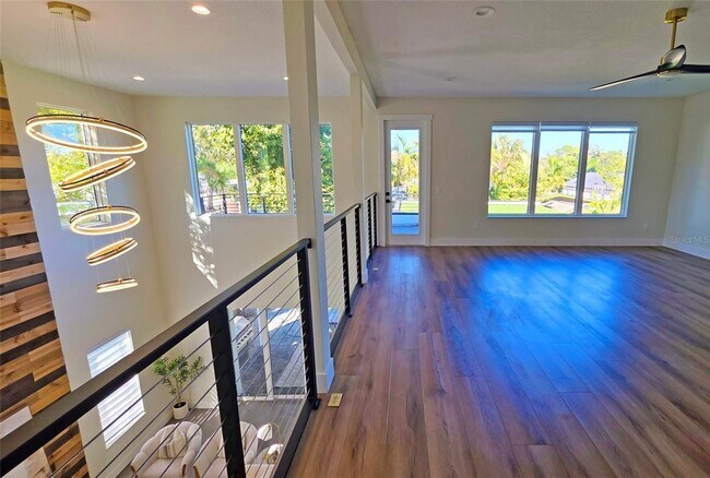 Building Photo - Bold Contemporary Sarasota Luxury Home. 4 Beds/ 4 Baths. Private Pool and Summer Grill.