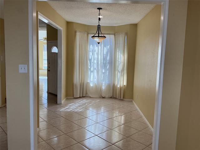 Building Photo - 6027 Homestead Ct