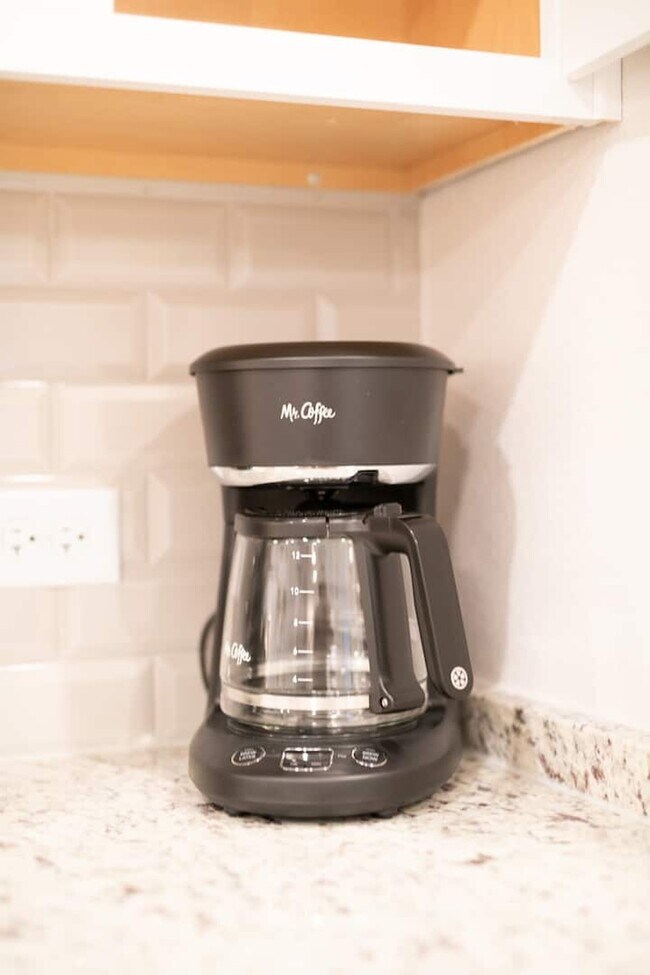 Building Photo - 3703 McCleland Crk Trl